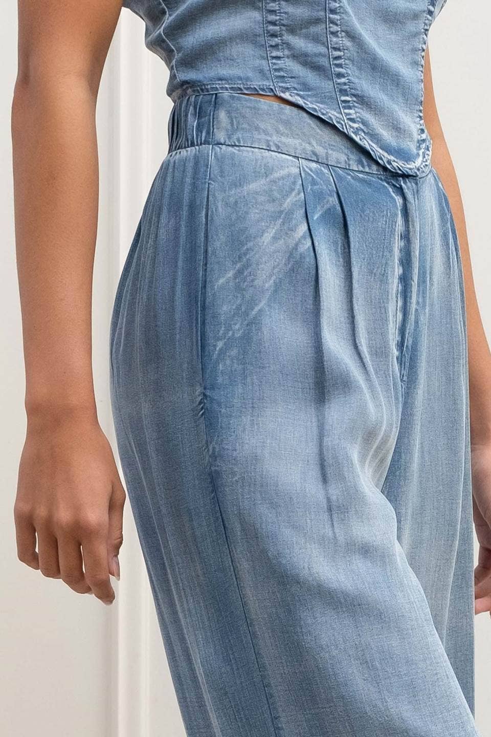 Pleated Chambray Pants